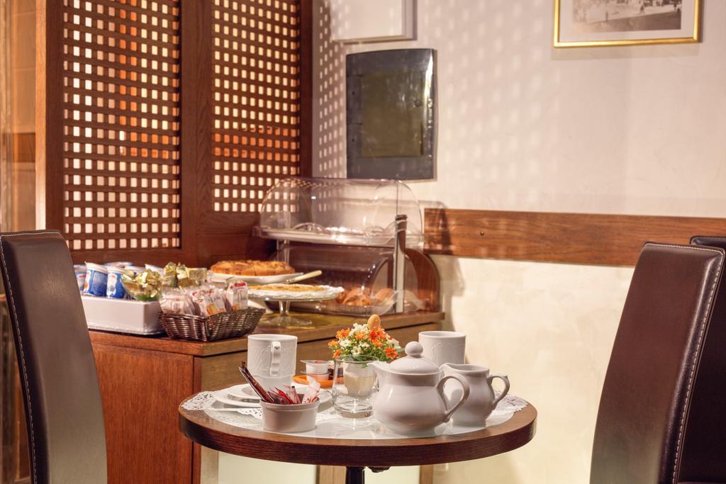 Leonetto Inn Roma Rom bilde